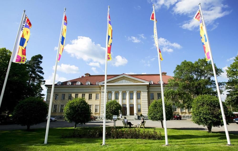 Отель Hotelli-Ravintola Mäntän Klubi Мянття-4